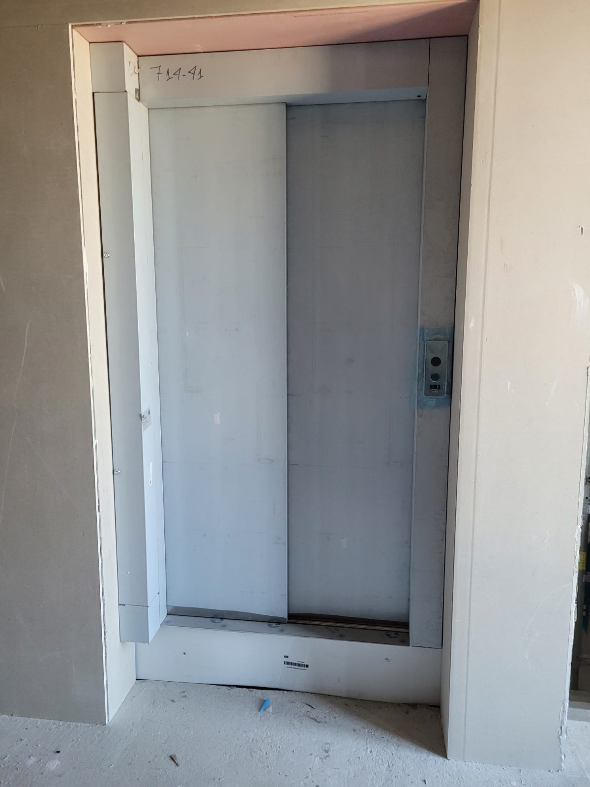 Lavori nel cantiere del Cubo 2 Lavori nel cantiere del Cubo 2