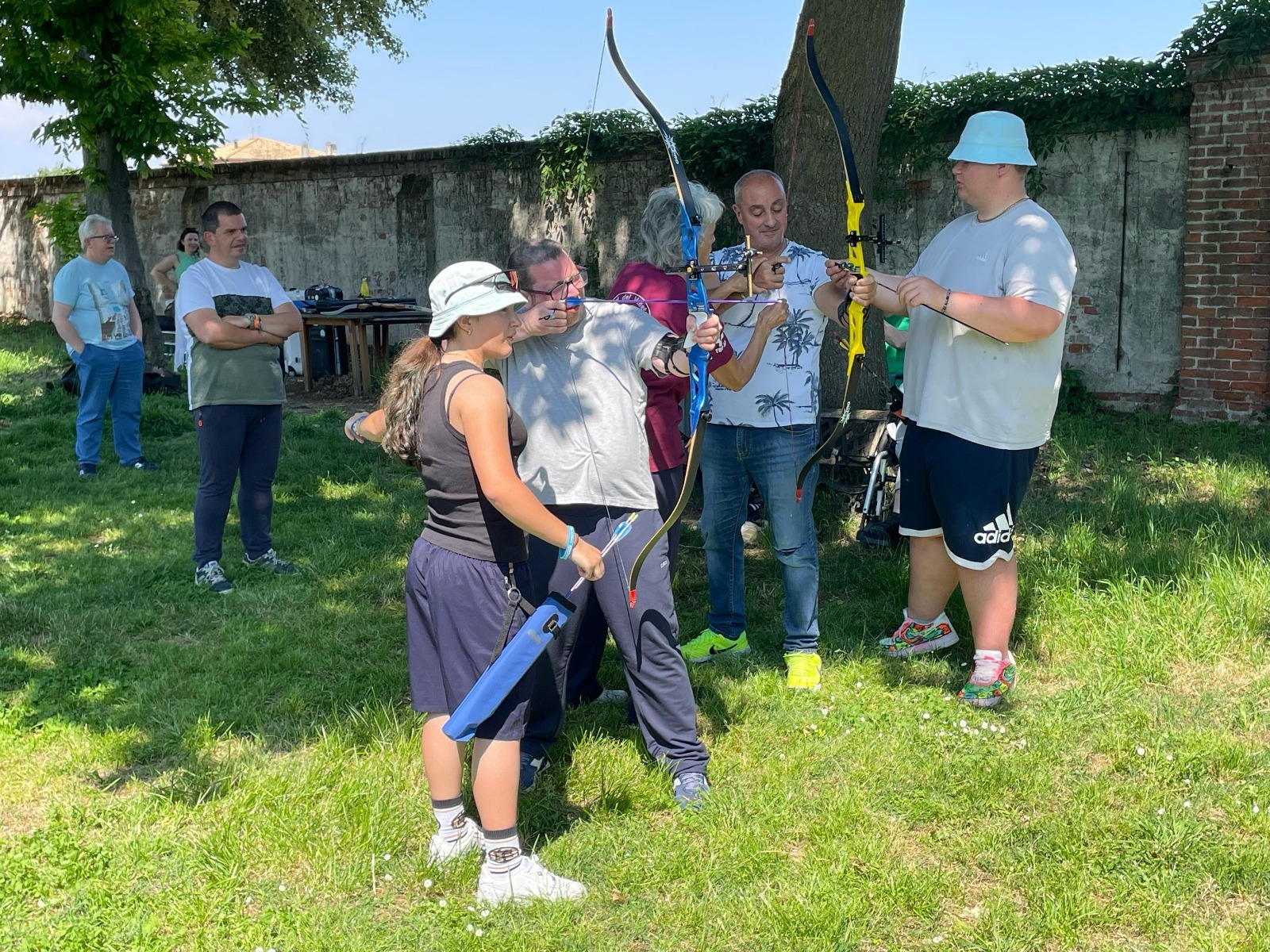 Al parco di Villa Breda con gli “Arcieri del Cedro” Al parco di Villa Breda con gli “Arcieri del Cedro”