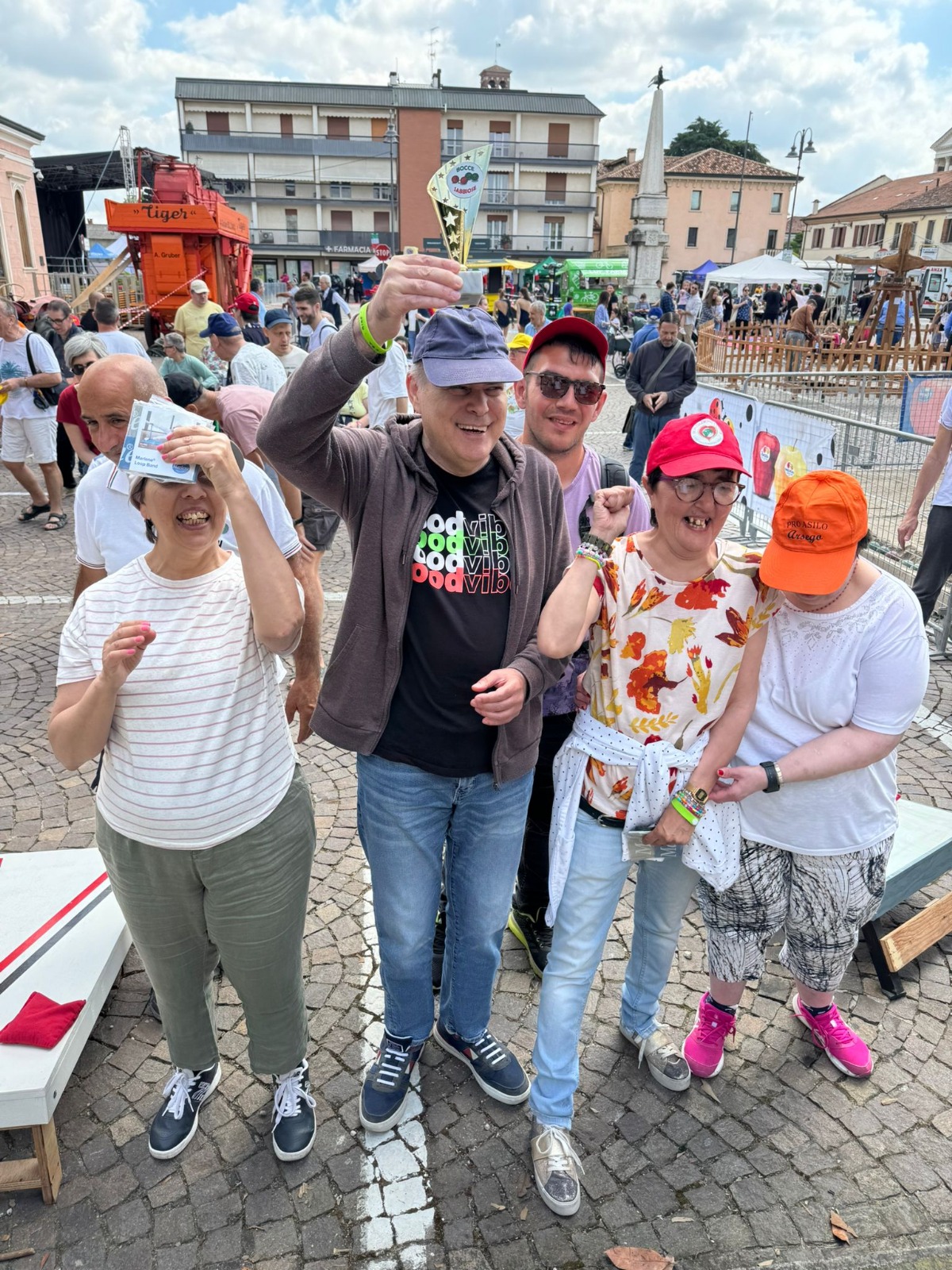 Tutti gli ospiti residenziali a “Bimbi in fiore” Tutti gli ospiti residenziali a “Bimbi in fiore”