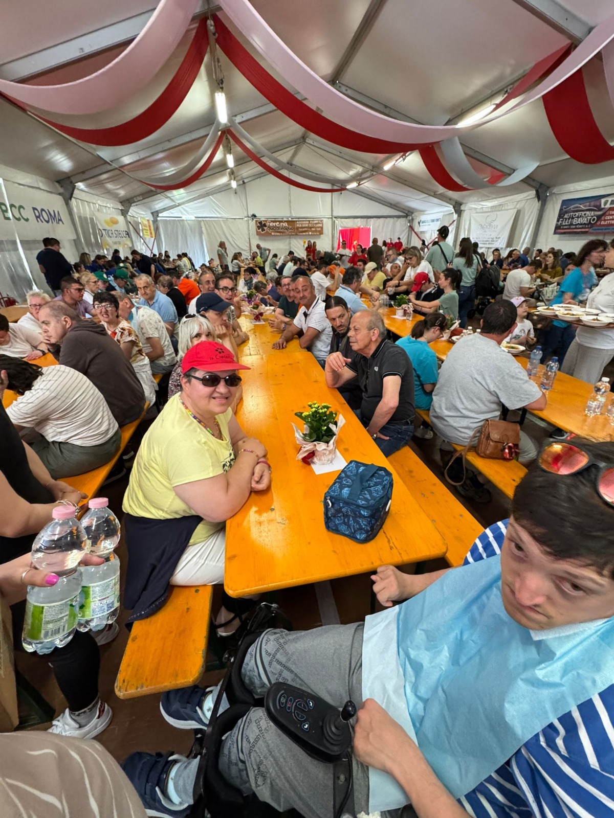 Tutti gli ospiti residenziali a “Bimbi in fiore” Tutti gli ospiti residenziali a “Bimbi in fiore”