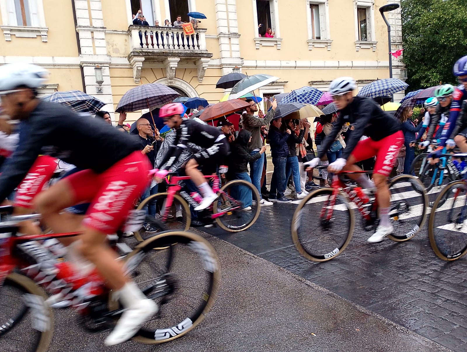 Piazzola sul Brenta alla partenza del Giro d’Italia Piazzola sul Brenta alla partenza del Giro d’Italia