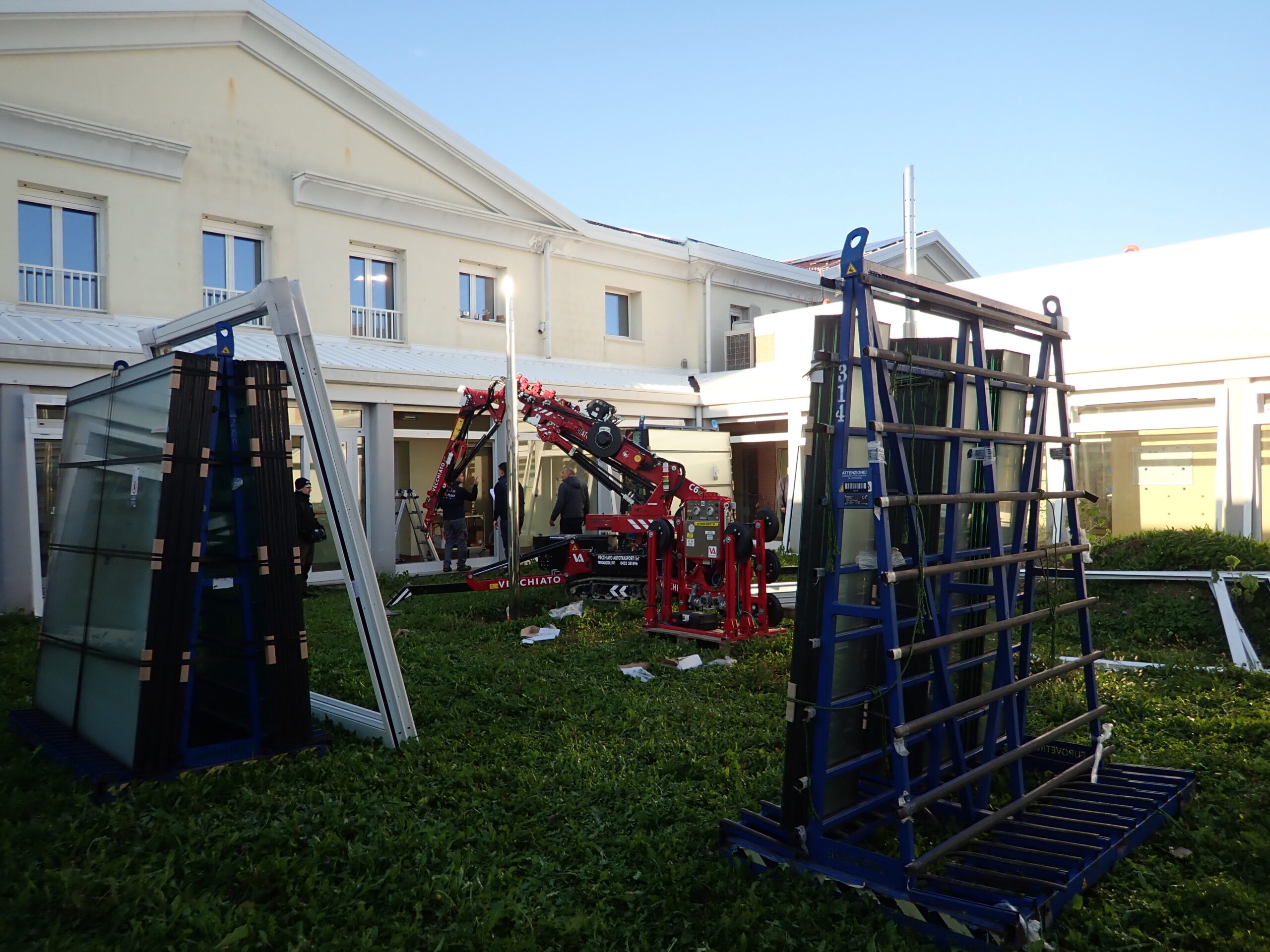 OLYMPUS DIGITAL CAMERA