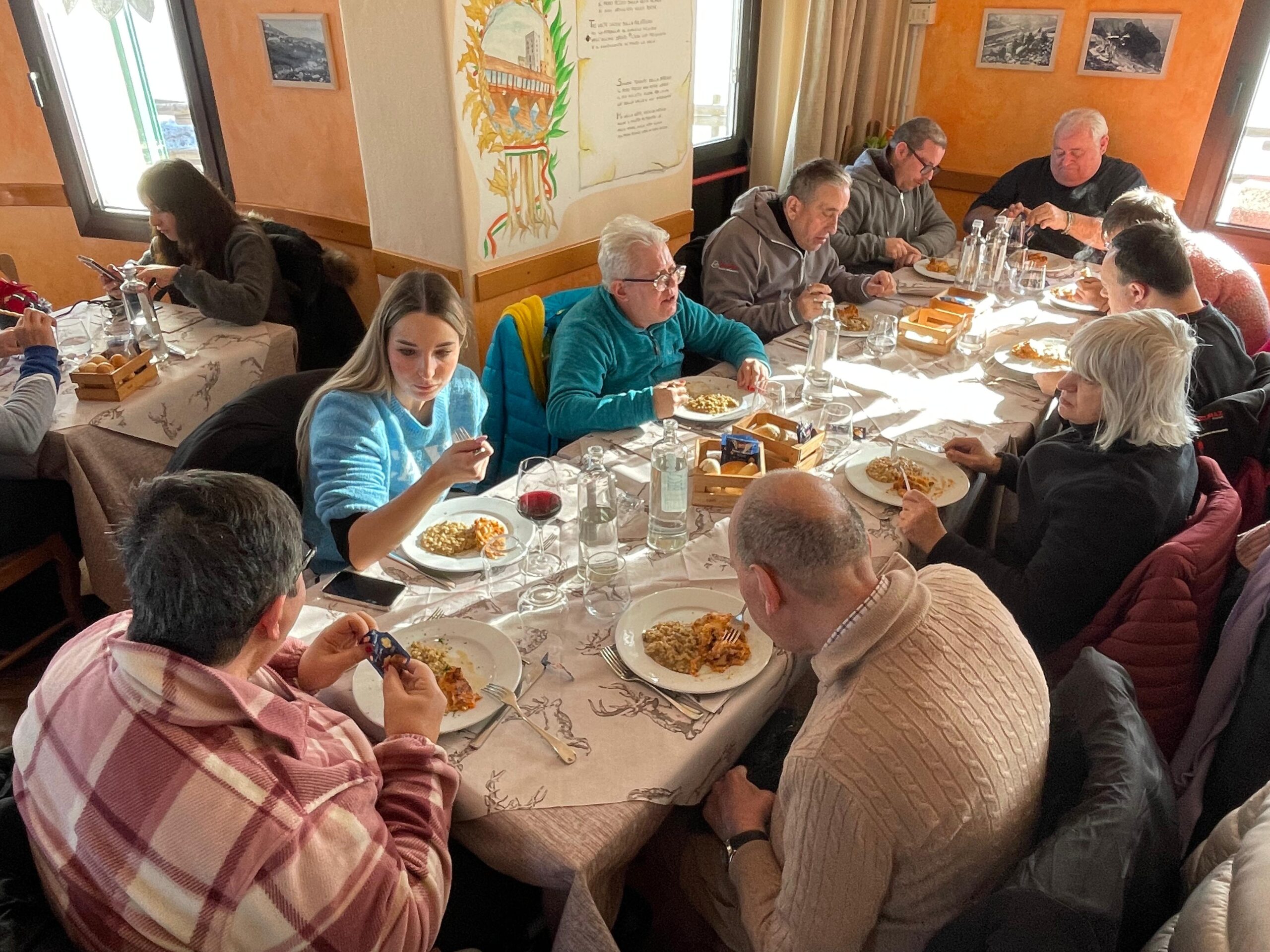 Prima dell'Epifania, utenti, operatori e volontari sul Monte Grappa Prima dell'Epifania, utenti, operatori e volontari sul Monte Grappa